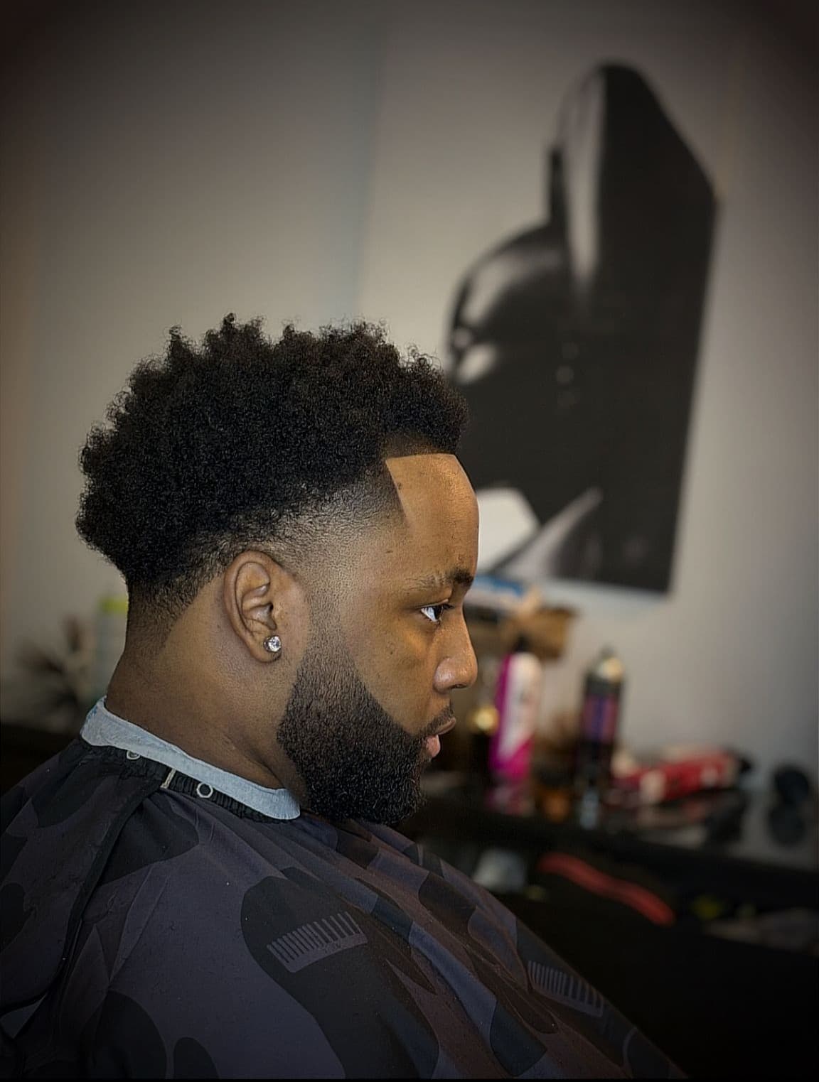 Coupe et taille de barbe réalisées chez Christian Cutz, barbier à Préfontaine, Montréal